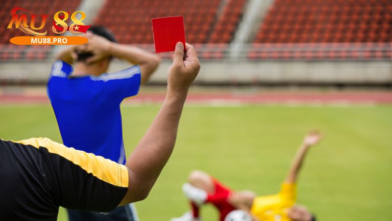 Cách để đọc kèo chấp thẻ phạt cơ bản